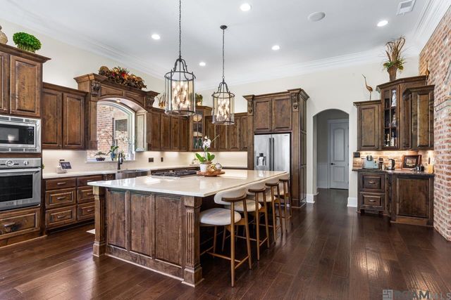 17950 Rolling Oaks Ave, Greenwell Springs, LA 70739