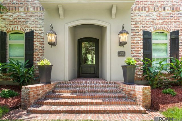 17950 Rolling Oaks Ave, Greenwell Springs, LA 70739