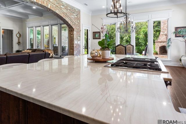 17950 Rolling Oaks Ave, Greenwell Springs, LA 70739