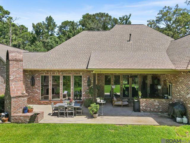 17950 Rolling Oaks Ave, Greenwell Springs, LA 70739