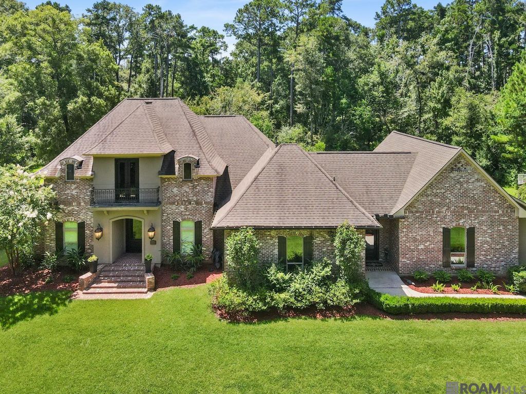 17950 Rolling Oaks Ave, Greenwell Springs, LA 70739