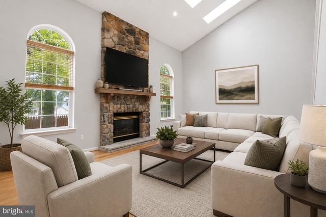 2719 SUPPLEE CIR, Hatfield, PA 19440