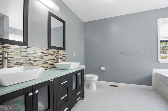 2719 SUPPLEE CIR, Hatfield, PA 19440