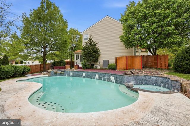 2719 SUPPLEE CIR, Hatfield, PA 19440