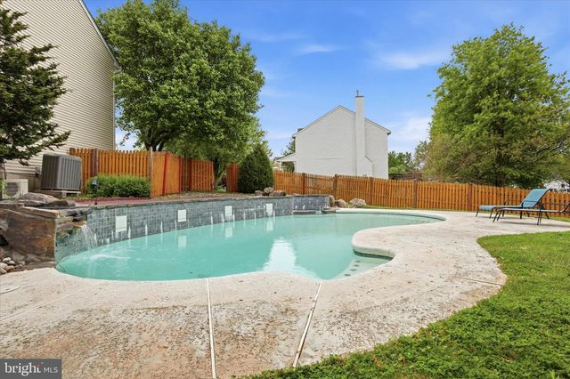 2719 SUPPLEE CIR, Hatfield, PA 19440