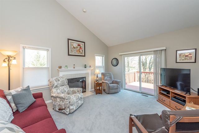 9002 Pine Cove Drive, Whitmore Lake, MI 48189