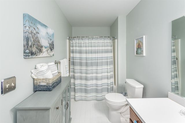 9002 Pine Cove Drive, Whitmore Lake, MI 48189