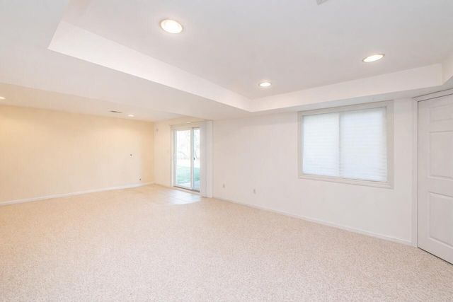 9002 Pine Cove Drive, Whitmore Lake, MI 48189