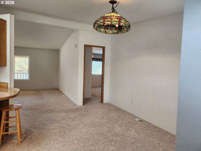 100 RIVER BEND Rd 24, Reedsport, OR 97467