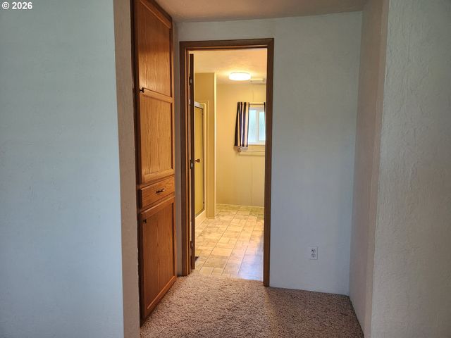 100 RIVER BEND Rd 24, Reedsport, OR 97467