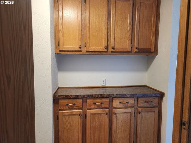 100 RIVER BEND Rd 24, Reedsport, OR 97467