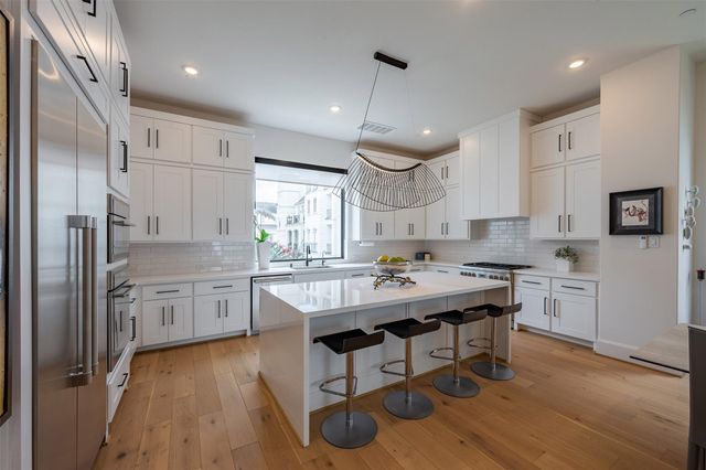 814 Dunleigh Meadows Lane, Houston, TX 77055