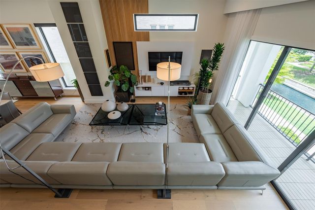 814 Dunleigh Meadows Lane, Houston, TX 77055