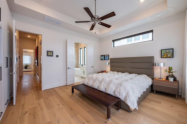 814 Dunleigh Meadows Lane, Houston, TX 77055
