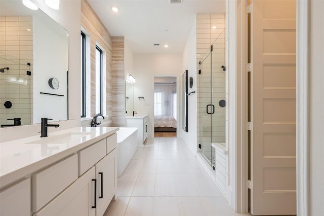 814 Dunleigh Meadows Lane, Houston, TX 77055