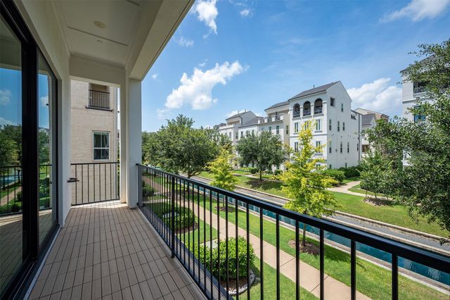 814 Dunleigh Meadows Lane, Houston, TX 77055