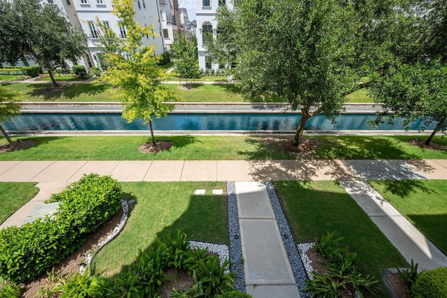 814 Dunleigh Meadows Lane, Houston, TX 77055