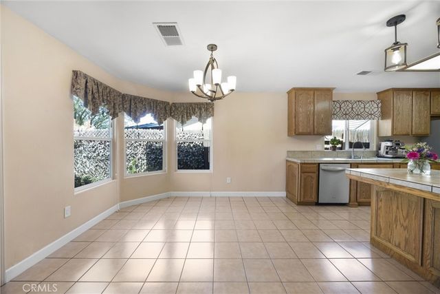5813 Ragusa Lane, Bakersfield, CA 93308