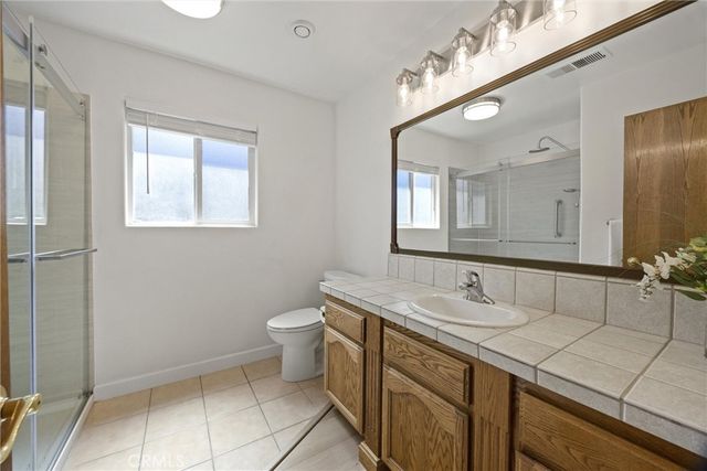5813 Ragusa Lane, Bakersfield, CA 93308