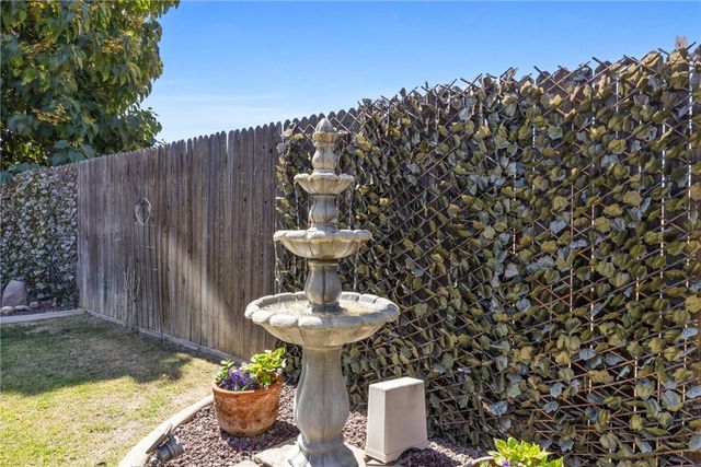 5813 Ragusa Lane, Bakersfield, CA 93308
