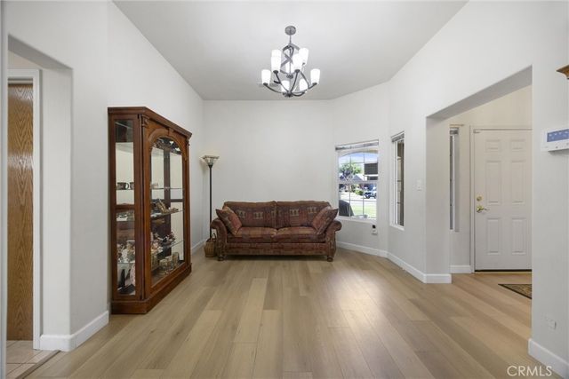 5813 Ragusa Lane, Bakersfield, CA 93308