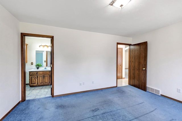 2195 REDPEPPER TRAIL, Green Bay, WI 54313