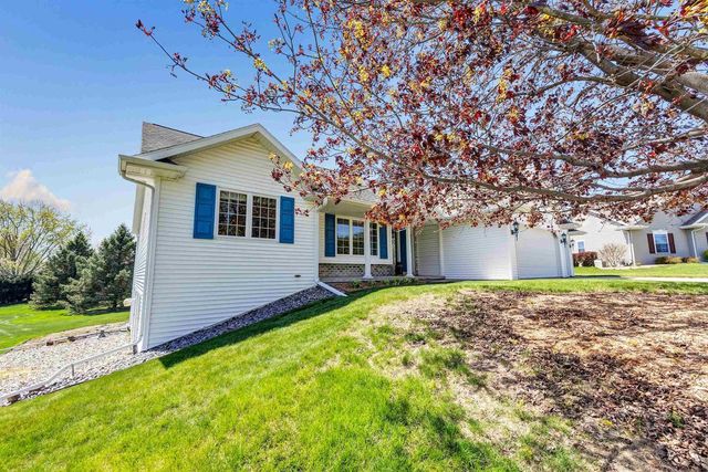 2195 REDPEPPER TRAIL, Green Bay, WI 54313