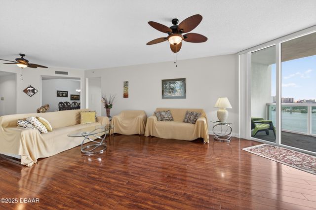 241 Riverside Dr Unit 1203, Holly Hill, FL 32117