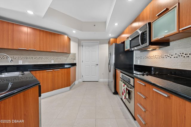 241 Riverside Dr Unit 1203, Holly Hill, FL 32117