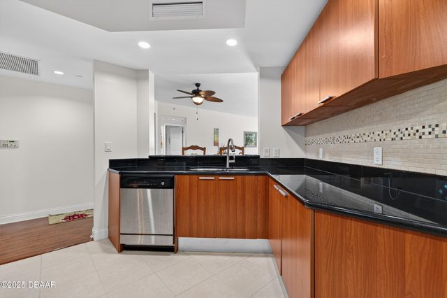 241 Riverside Dr Unit 1203, Holly Hill, FL 32117