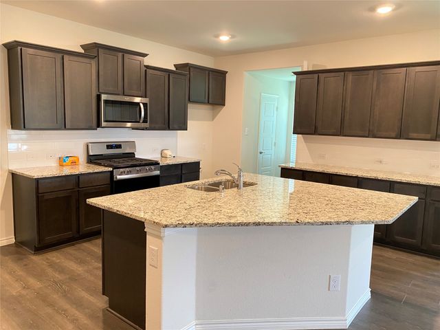 255 Carolina Trace, Fate, TX 75189