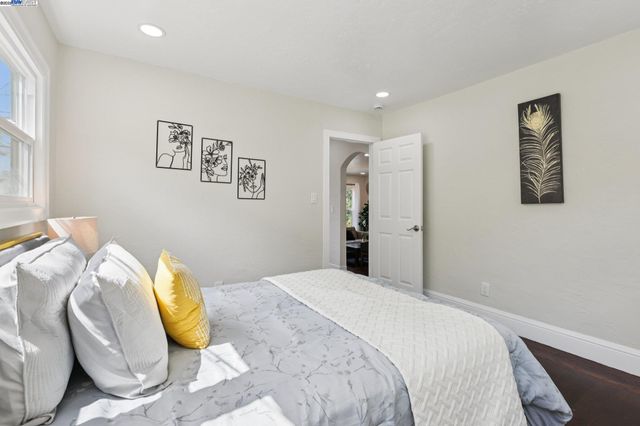 511 59Th St, Oakland, CA 94609