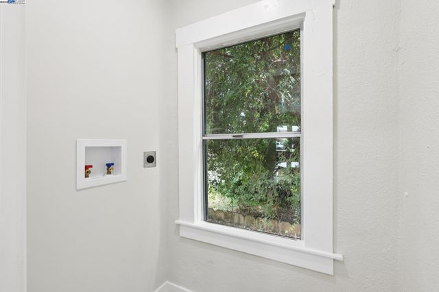 511 59Th St, Oakland, CA 94609