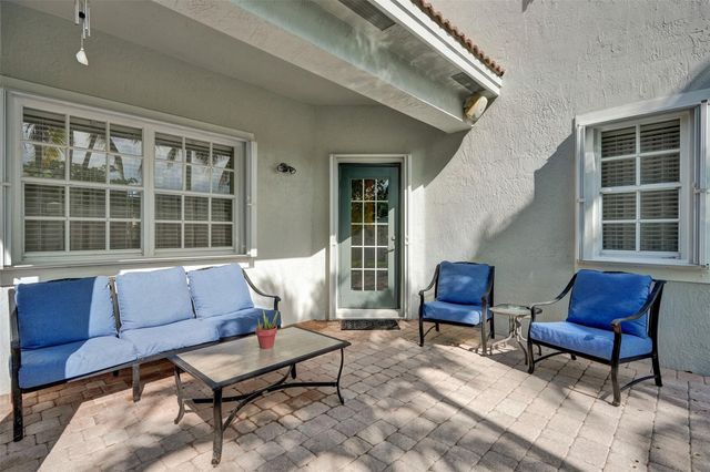 636 NW 127th Ave, Coral Springs, FL 33071