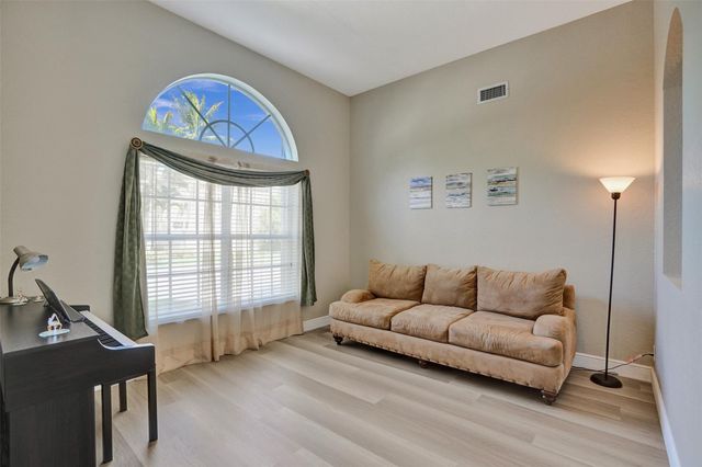 636 NW 127th Ave, Coral Springs, FL 33071