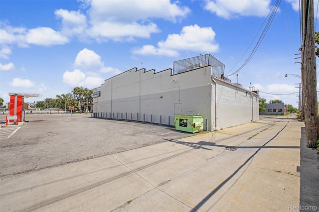 13403 W 7 Mile Road, Detroit, MI 48235