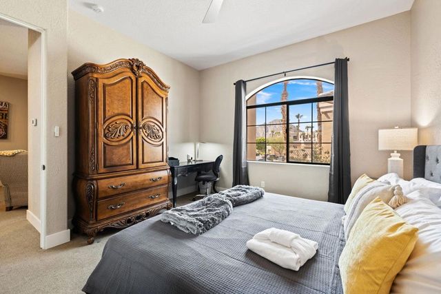 50700 Santa Rosa Plaza 7, La Quinta, CA 92253