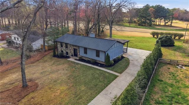 4900 Forest Oaks Drive, Greensboro, NC 27406