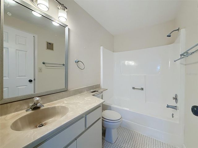 1718 ADAMS CIRCLE S, Largo, FL 33771