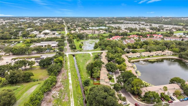 1718 ADAMS CIRCLE S, Largo, FL 33771
