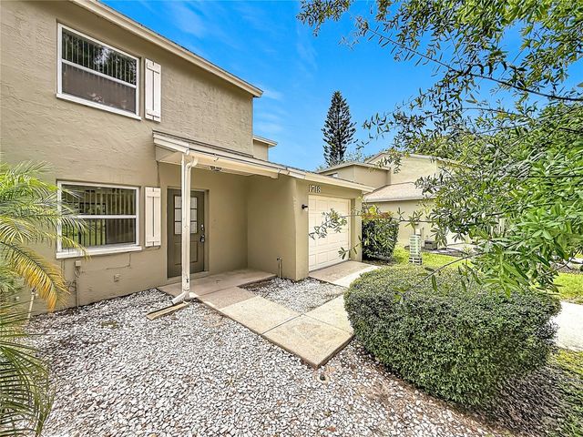 1718 ADAMS CIRCLE S, Largo, FL 33771