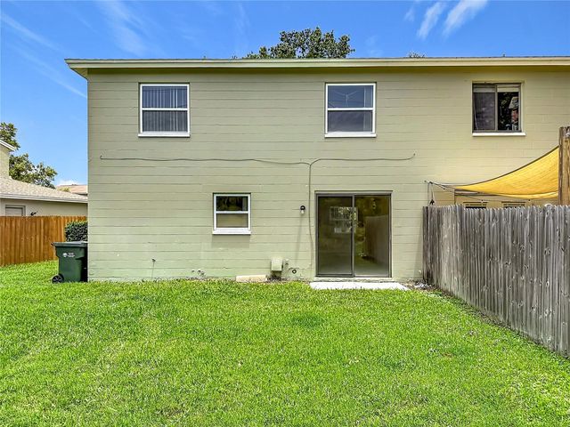 1718 ADAMS CIRCLE S, Largo, FL 33771