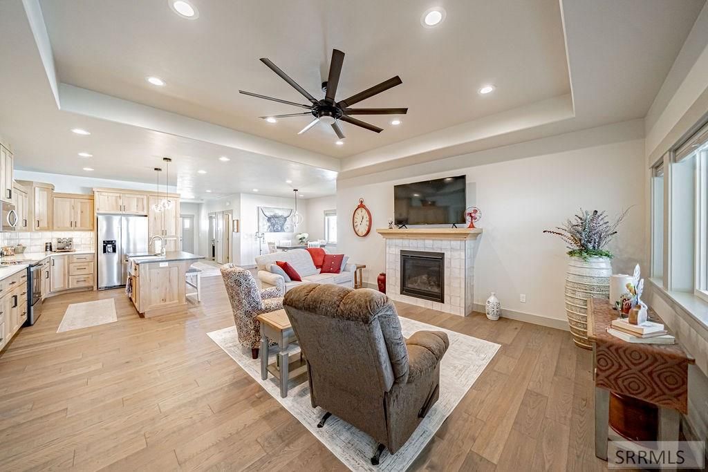 Image 17 of property listing at 377 Glade Loop, Idaho Falls, ID 83404