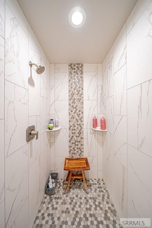 Image 32 of property listing at 377 Glade Loop, Idaho Falls, ID 83404