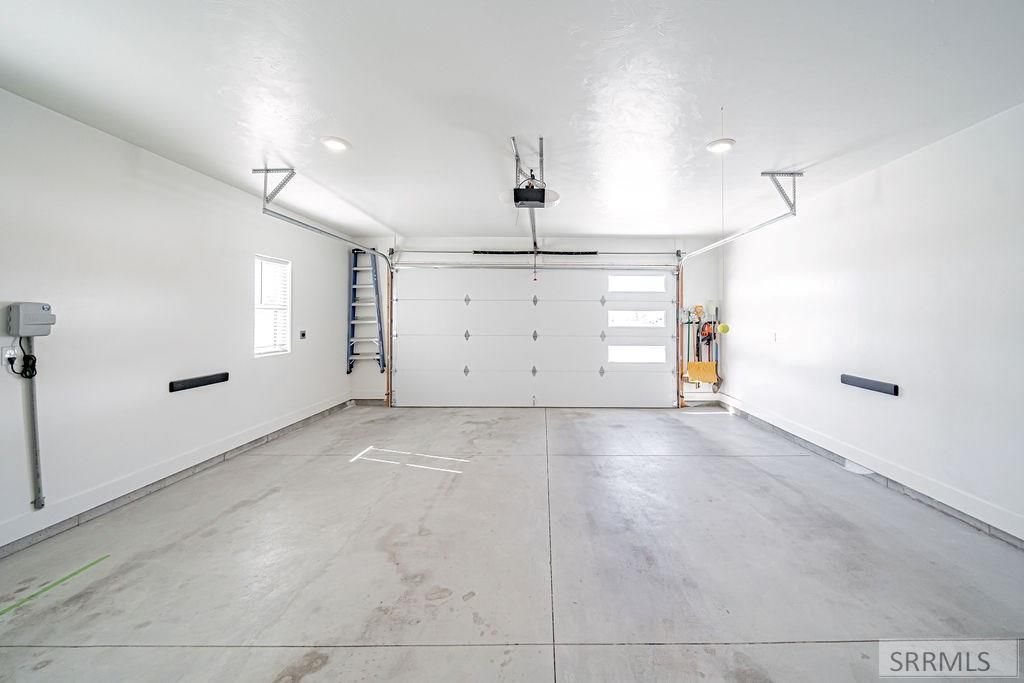 Image 41 of property listing at 377 Glade Loop, Idaho Falls, ID 83404