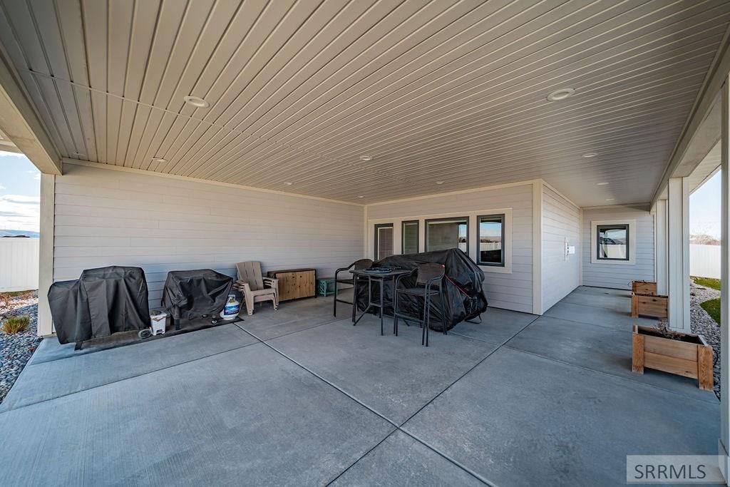 Image 43 of property listing at 377 Glade Loop, Idaho Falls, ID 83404