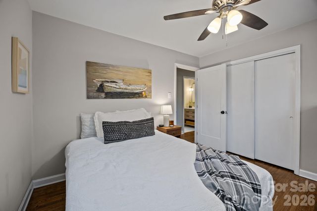 4211 Glenstar Terrace, Charlotte, NC 28205