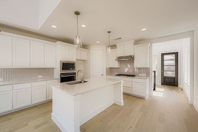 6036 Davis Knoll, Fort Worth, TX 76126