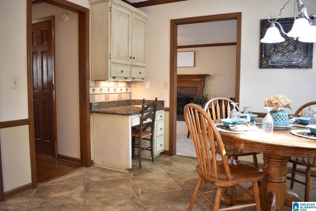 136 CEDAR ROCK ROAD, Leeds, AL 35094