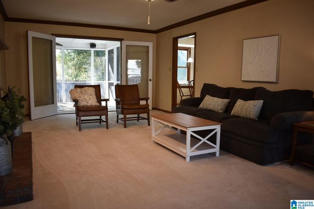 136 CEDAR ROCK ROAD, Leeds, AL 35094